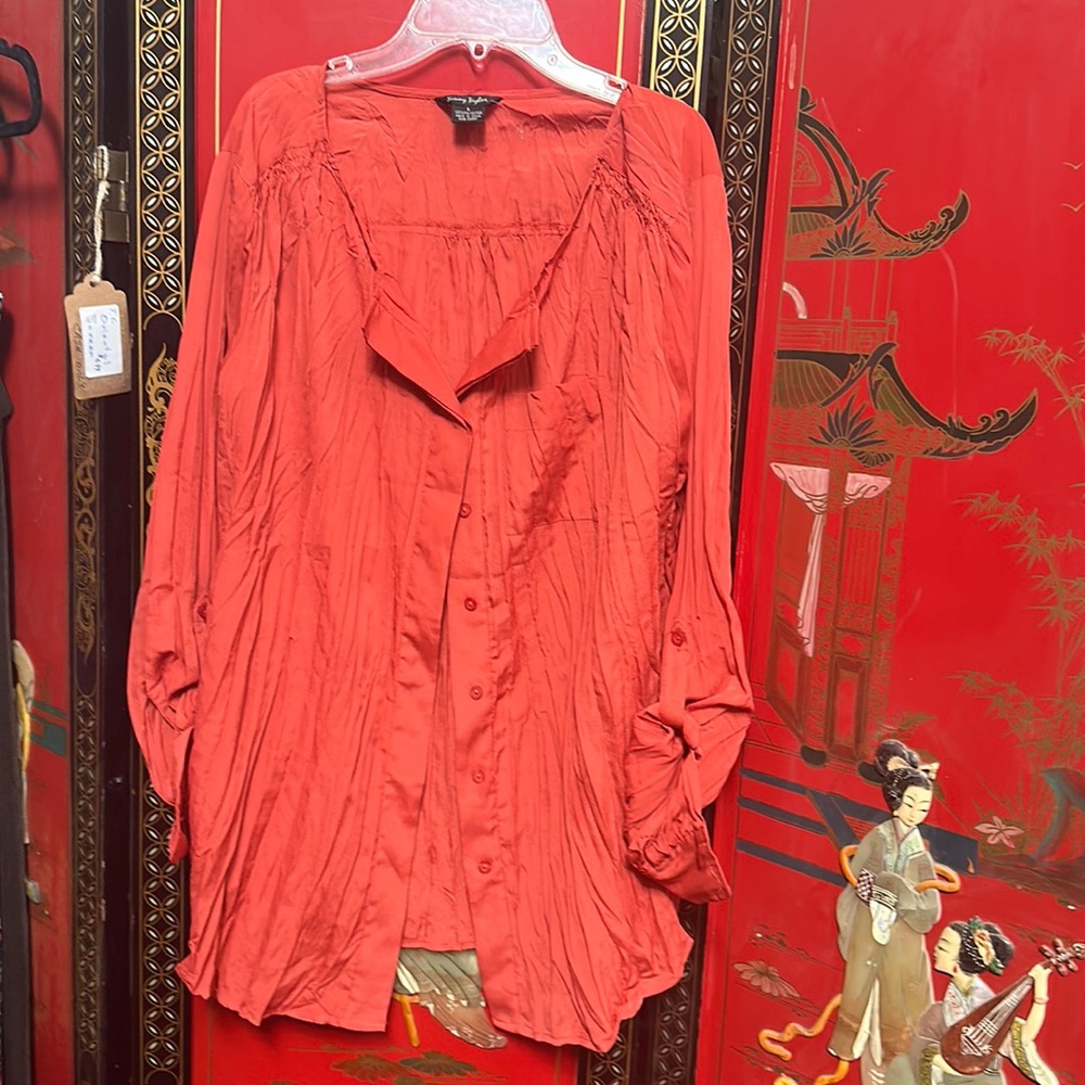 Light weight button up blouse